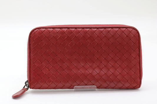 BOTTEGA VENETA Intrecciato Round Zip Wallet