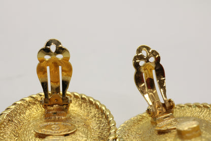 CHANEL pearl earrings