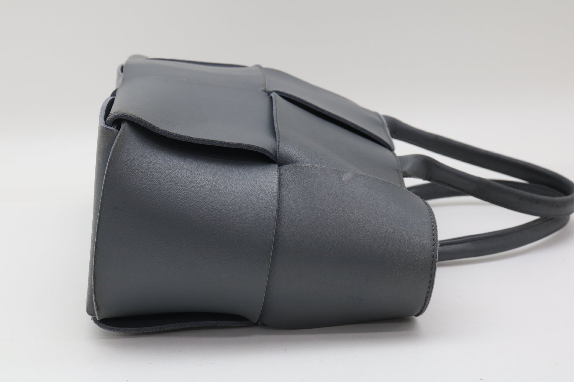 BOTTEGA VENETA Arco Small Leather Handbag