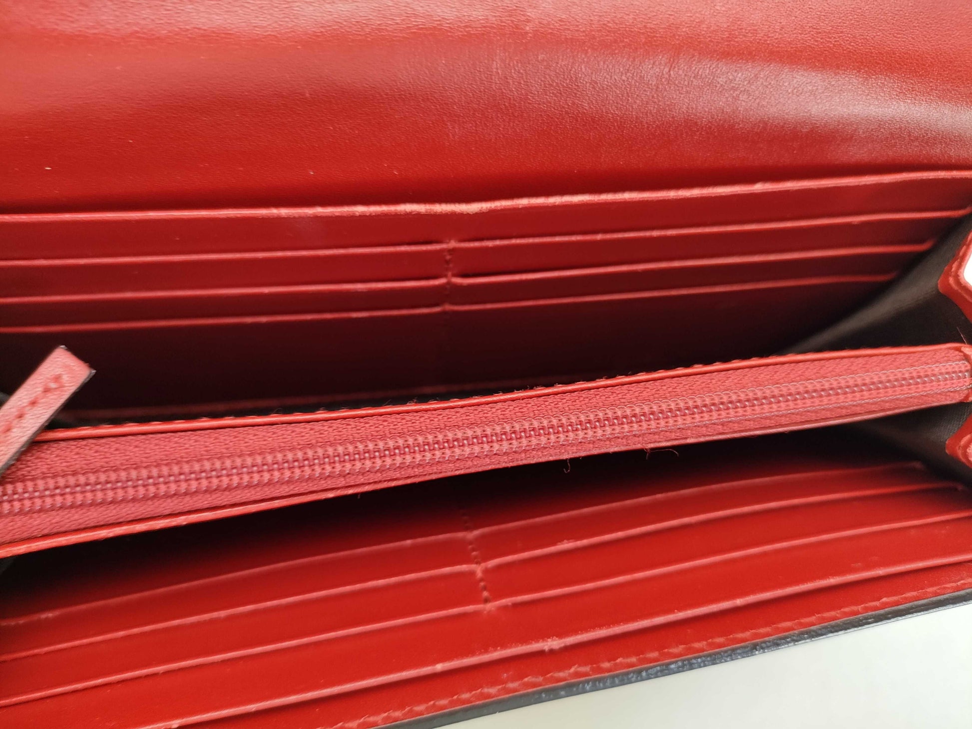 GUCCI 388679 Long Wallet, Shima Leather, Red