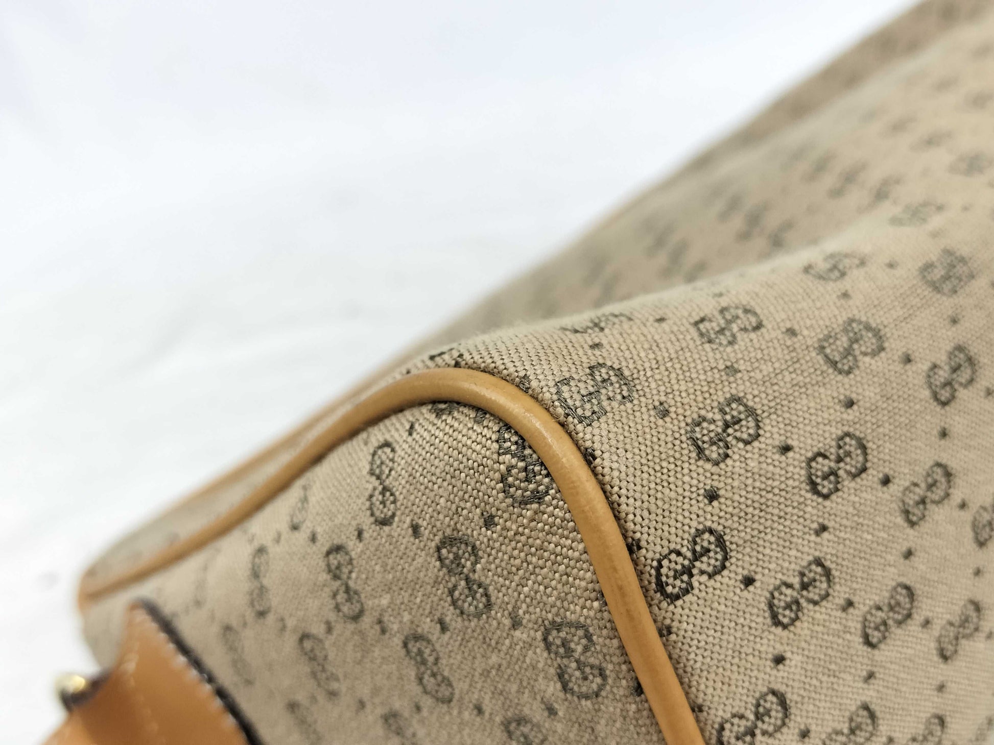 GUCCI GG Guccima Shoulder Bag Micro GG Canvas Beige Shoulder Bag