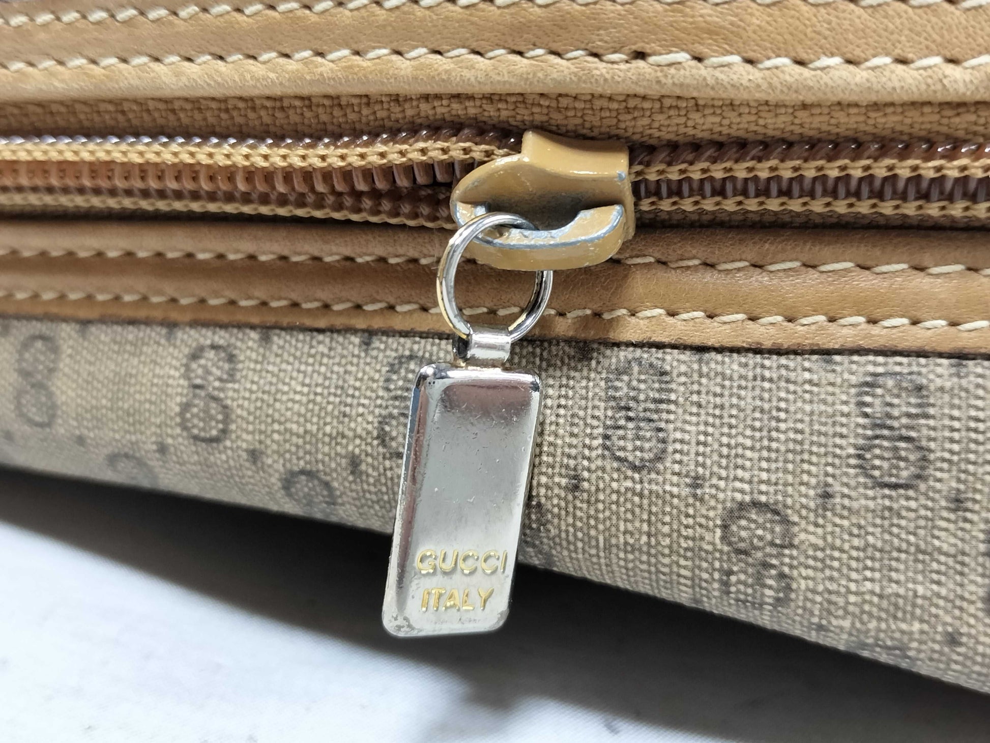 GUCCI GG Gucci 104 000 Handbag Micro GG PVC Leather Beige Handbag