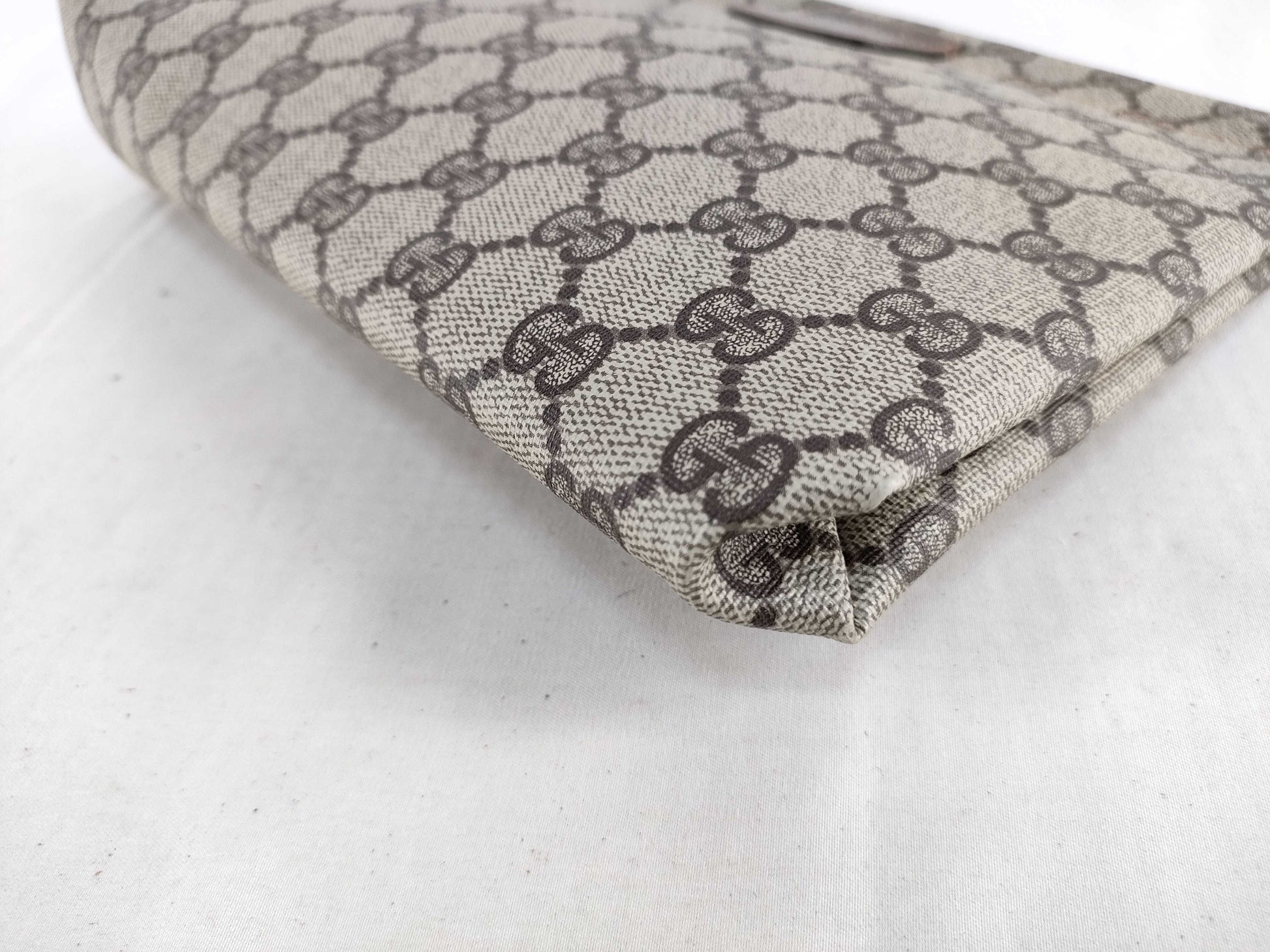 GUCCI 67 039 5229 GG Supreme Clutch Bag, PVC and Leather, Brown