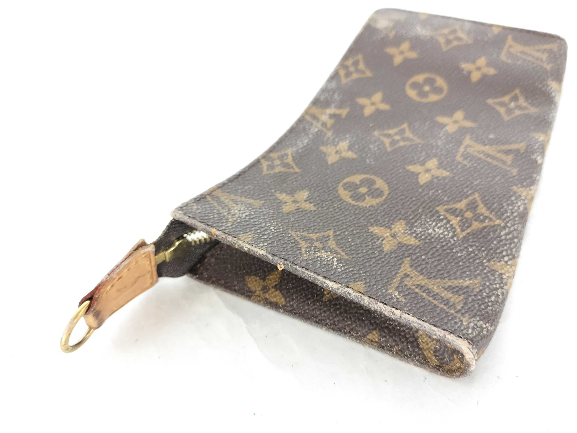 LOUIS VUITTON Monogram Louis Vuitton Monogram Bucket Pouch 3-Piece Pouch