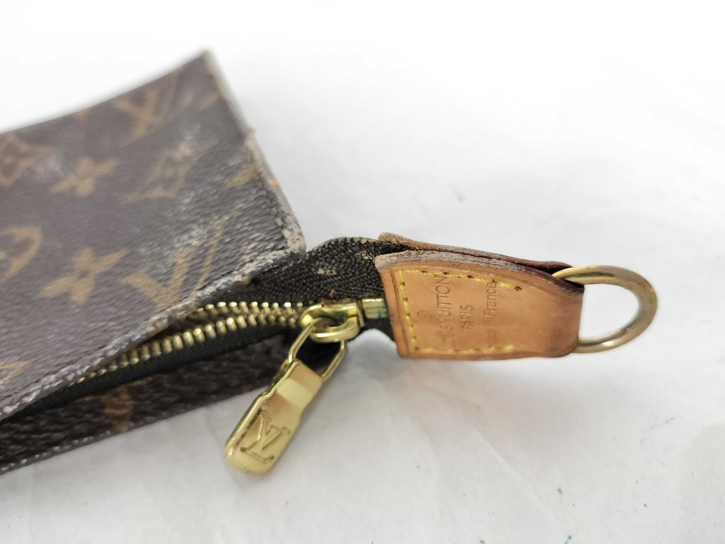 LOUIS VUITTON Monogram Louis Vuitton Monogram Bucket Pouch 3-Piece Pouch