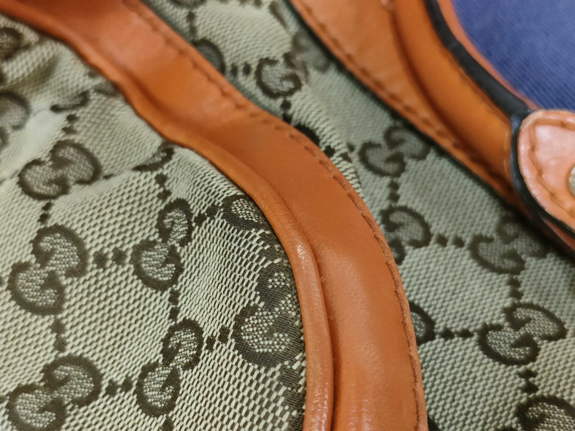 GUCCI GG Canvas Gucci 2-Way Shoulder Bag