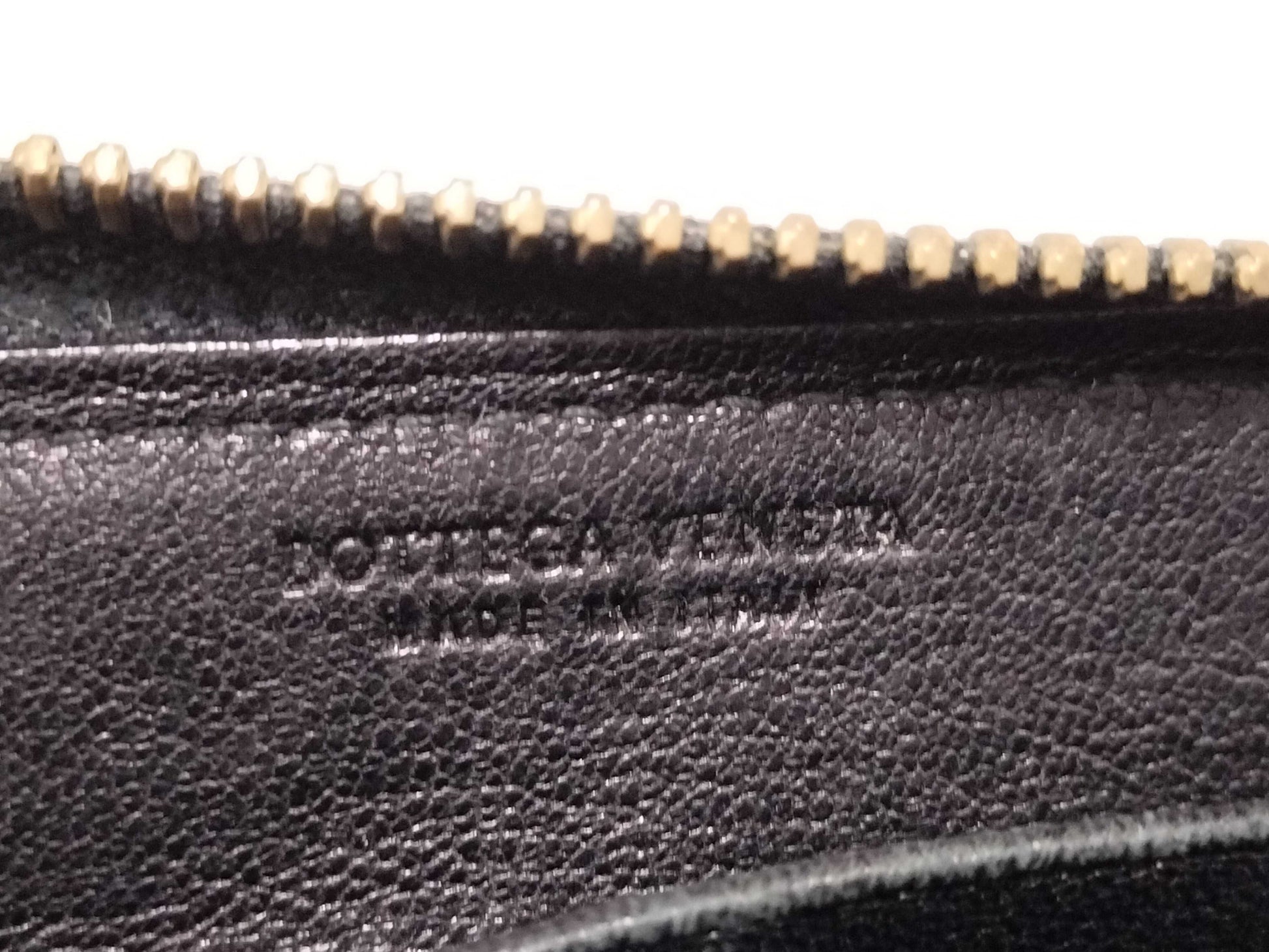 BOTTEGA VENETA Intrecciato Zippy Wallet