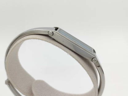 GUCCI 1500L 0489975 Blue Shell Dial Women's Watch