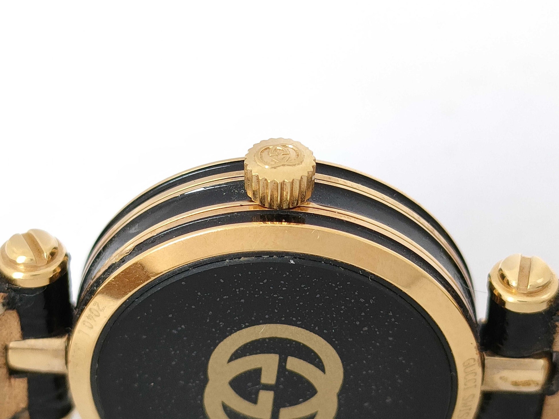 GUCCI GUCCI 2040L S/N 0061688 Round QZ GP/Black/Black Leather 21.5mm 16.5cm Box Women's Watch