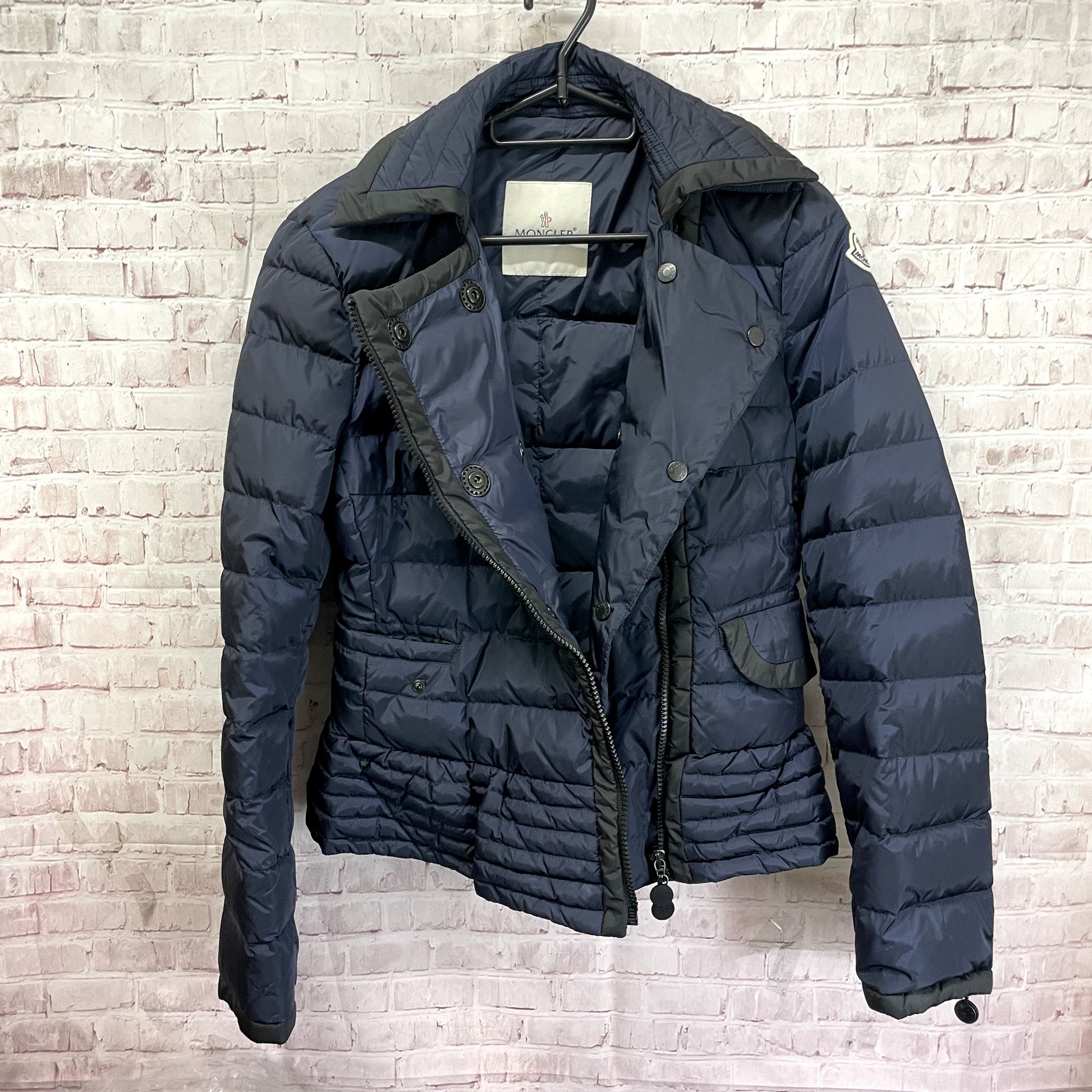 MONCLER Beaver Navy Down Jacket Size 1
