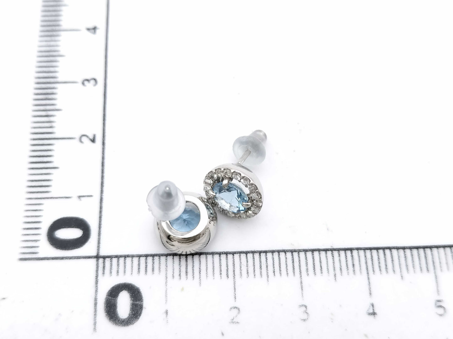 AQ0.570/0.553ct D0.15/0.15ct PT950/900 4.4g Earrings 