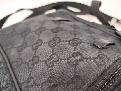 GUCCI GG Canvas Shoulder Bag in Black