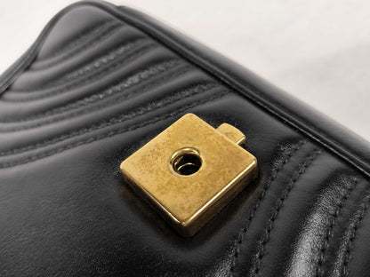 GUCCI GG Marmont Shoulder Bag