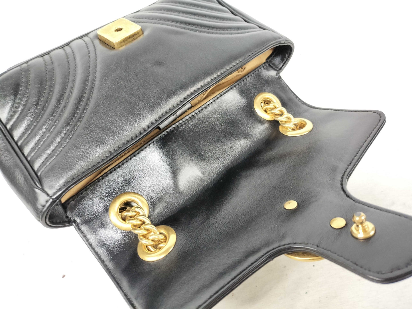 GUCCI GG Marmont Shoulder Bag