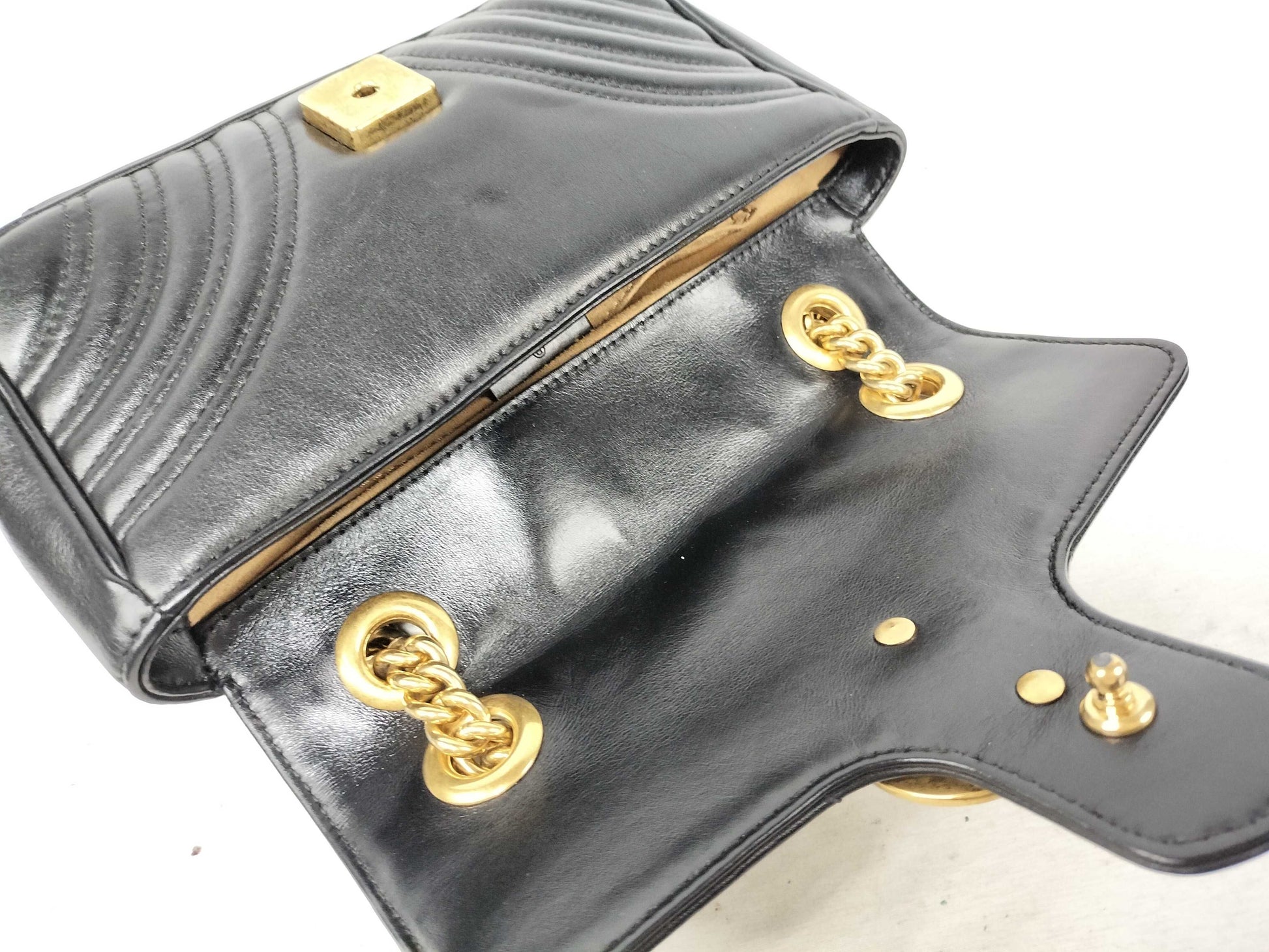 GUCCI GG Marmont Shoulder Bag
