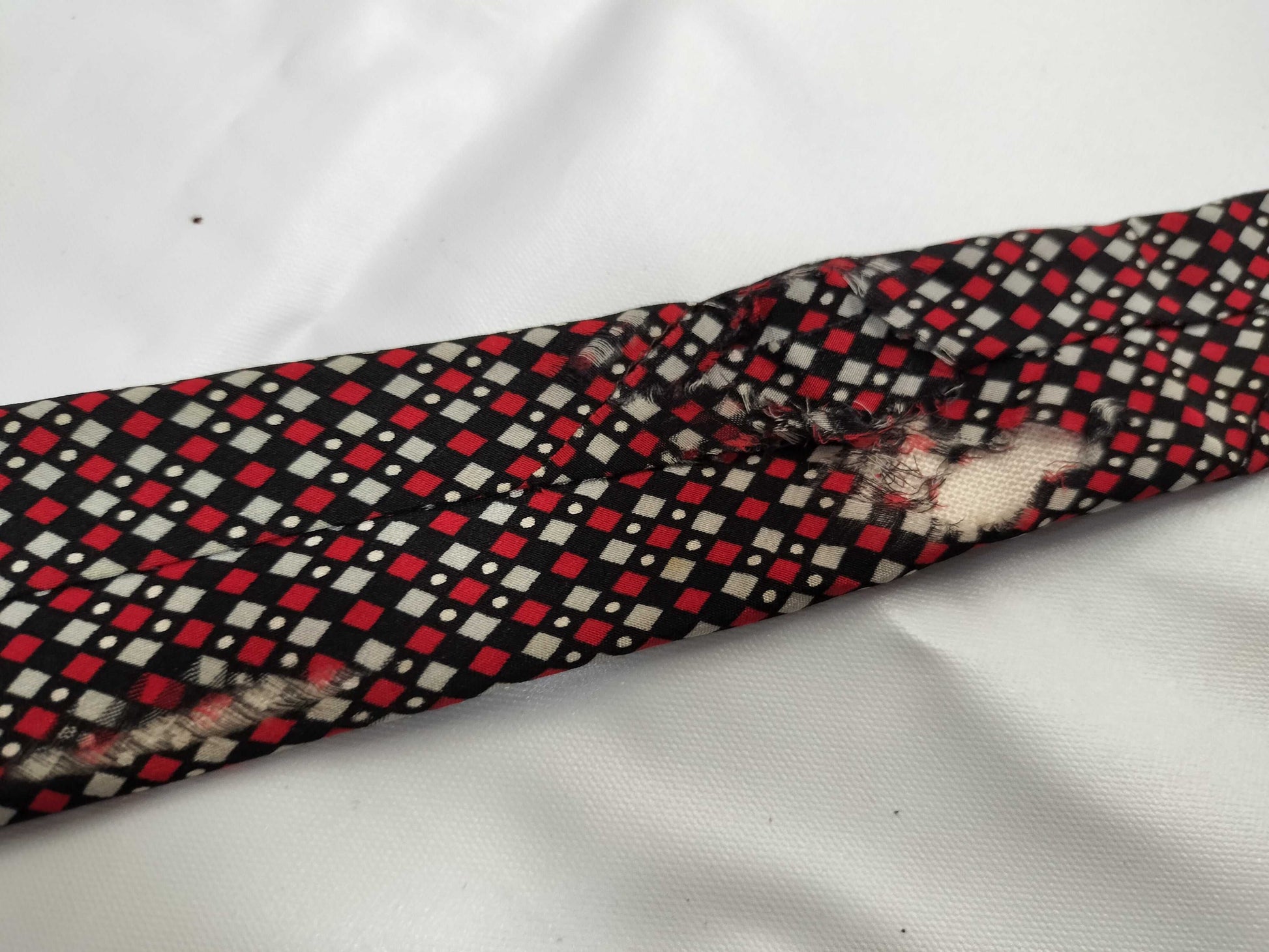Yves Saint Laurent Yves Saint-Laurent Tie Tie