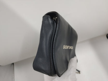 BALENCIAGA Everyday Shoulder Bag with Chain Wallet 568008 Calfskin Black Shoulder Bag