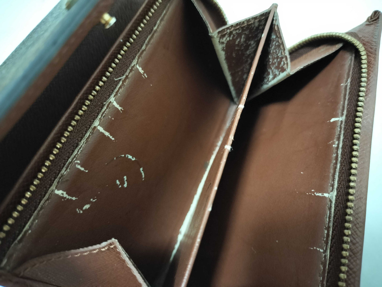 LOUIS VUITTON Monogram Louis Vuitton Monogram Wallet