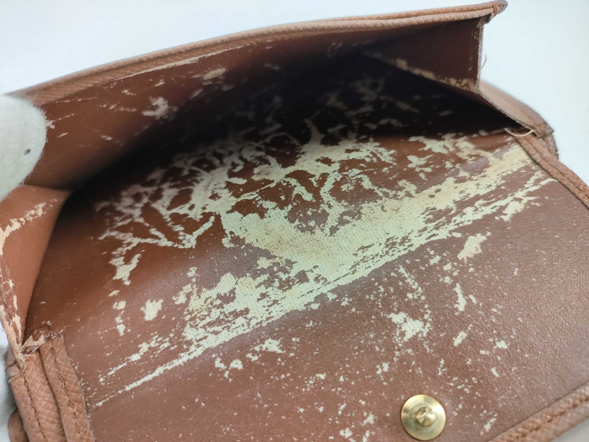 LOUIS VUITTON Monogram Louis Vuitton Monogram Wallet