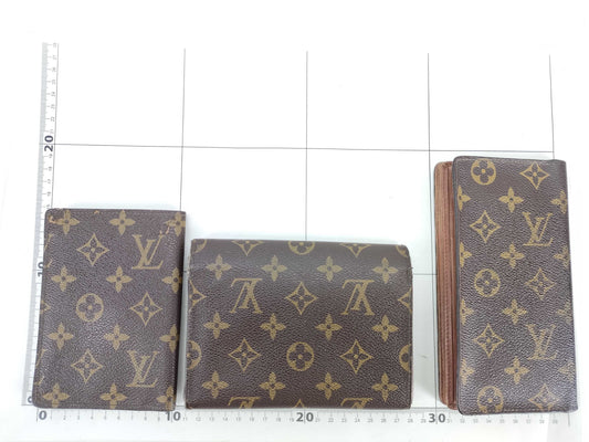 LOUIS VUITTON Monogram Louis Vuitton Monogram Wallet