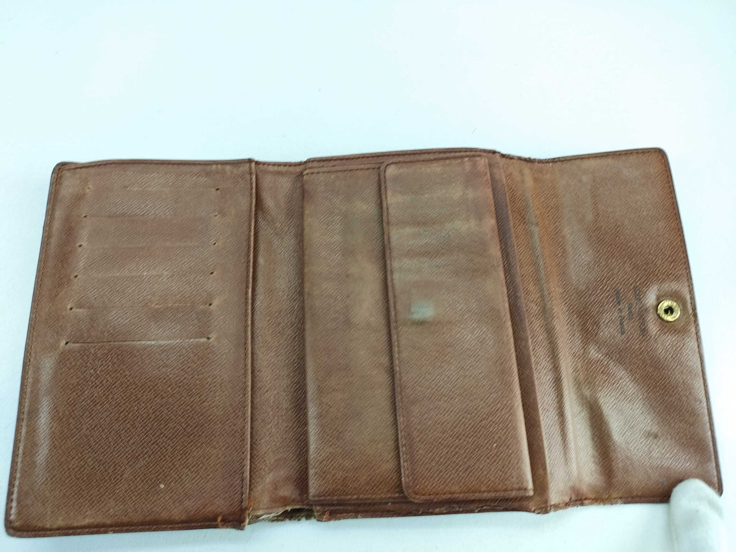LOUIS VUITTON Monogram Louis Vuitton Monogram Wallet