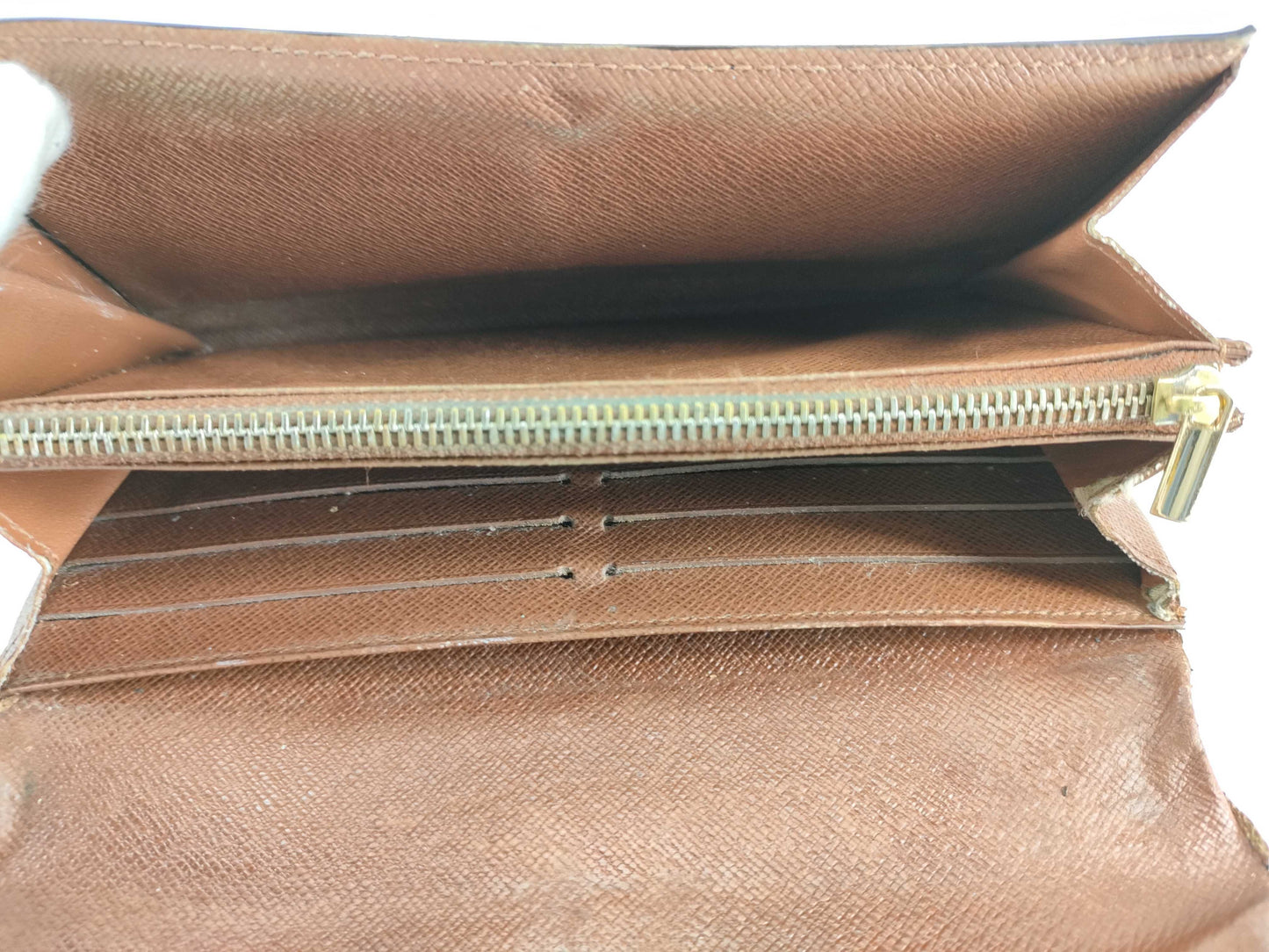 LOUIS VUITTON Monogram Louis Vuitton Monogram Wallet