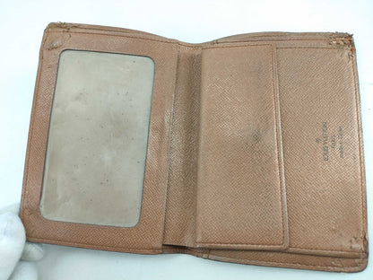LOUIS VUITTON Monogram Louis Vuitton Monogram Wallet