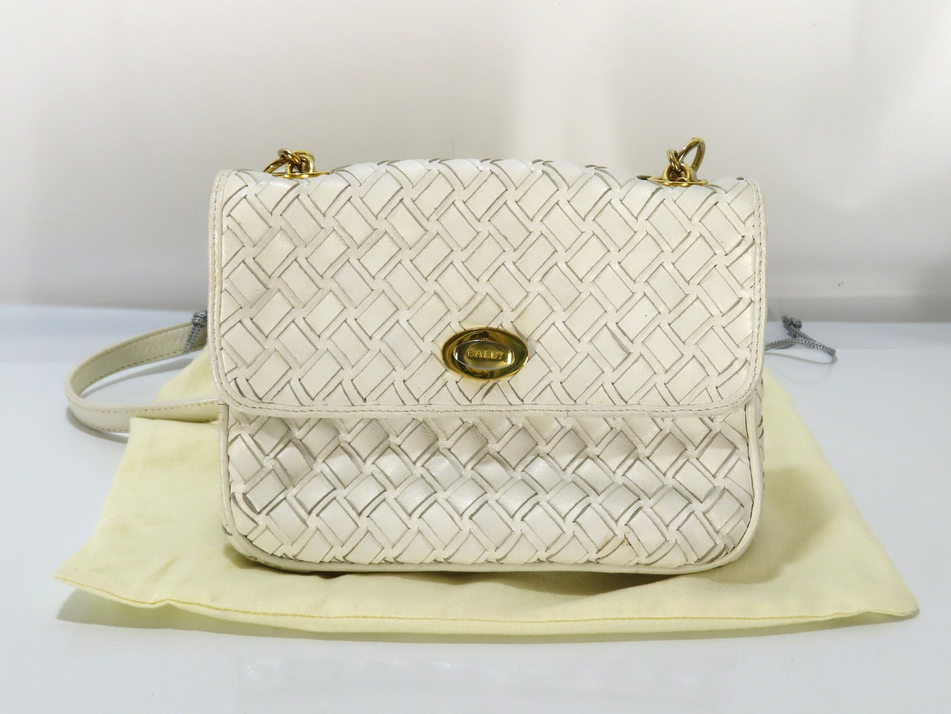 BALLY Shoulder Bag White Shoulder Bag