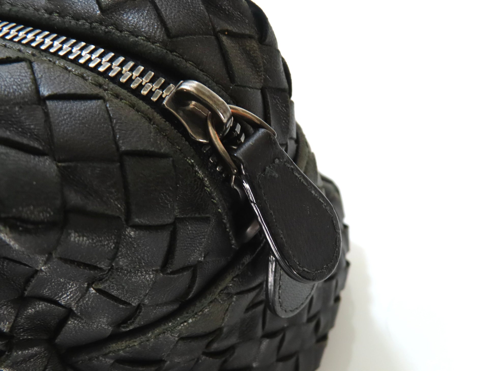 BOTTEGA VENETA Intrecciato Handbag Black Handbag