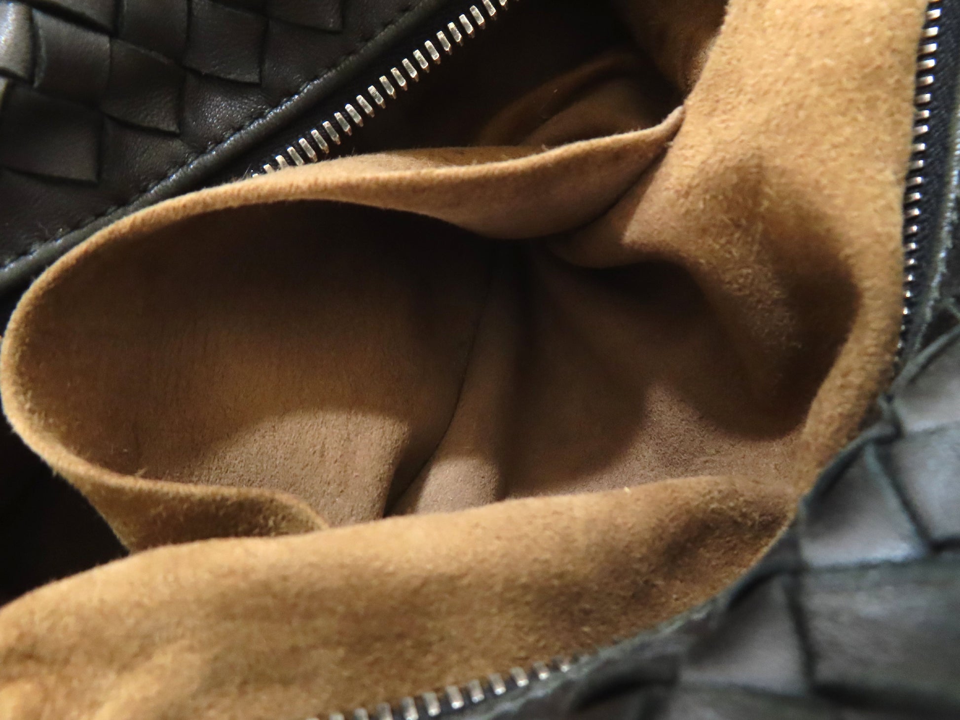 BOTTEGA VENETA Intrecciato Handbag Black Handbag