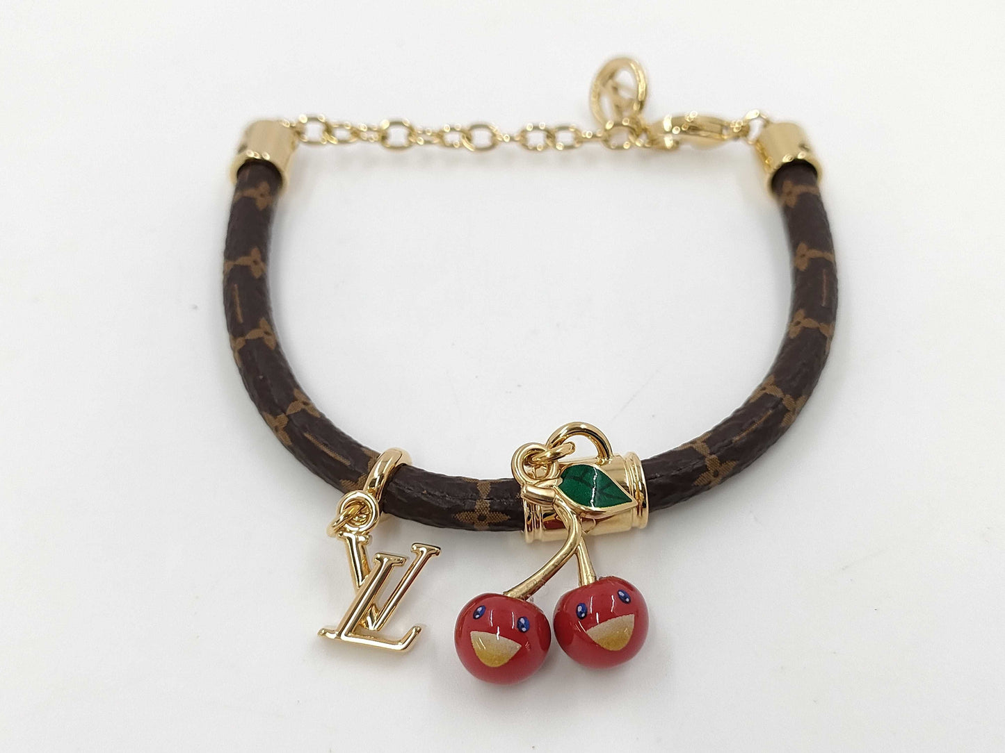 LOUIS VUITTON M8977Z LV x TM Bracelet - Cherry Bracelet/Bangle