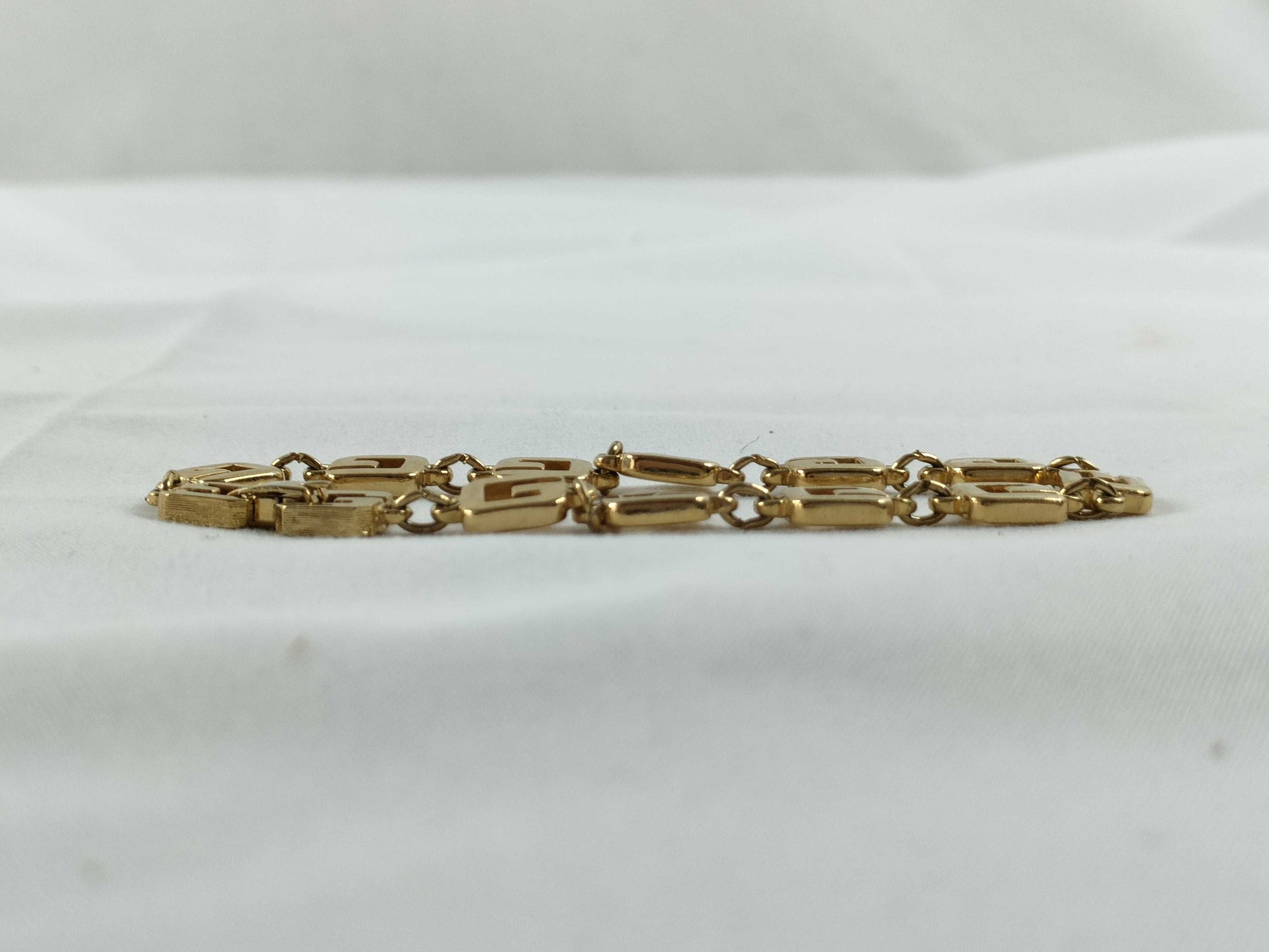 GIVENCHY Bracelet Bracelet Bangle