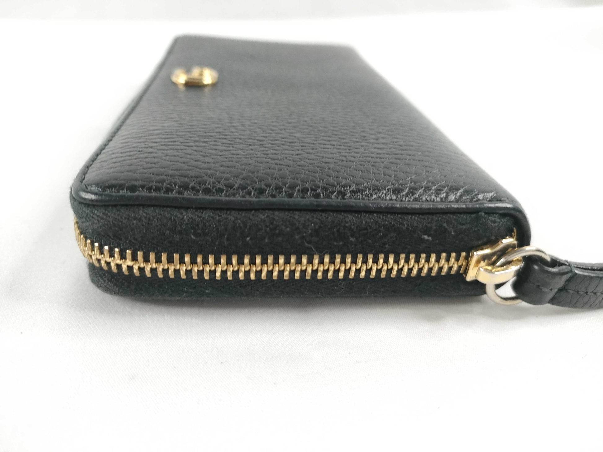 GUCCI GG Marmont Zippy Wallet