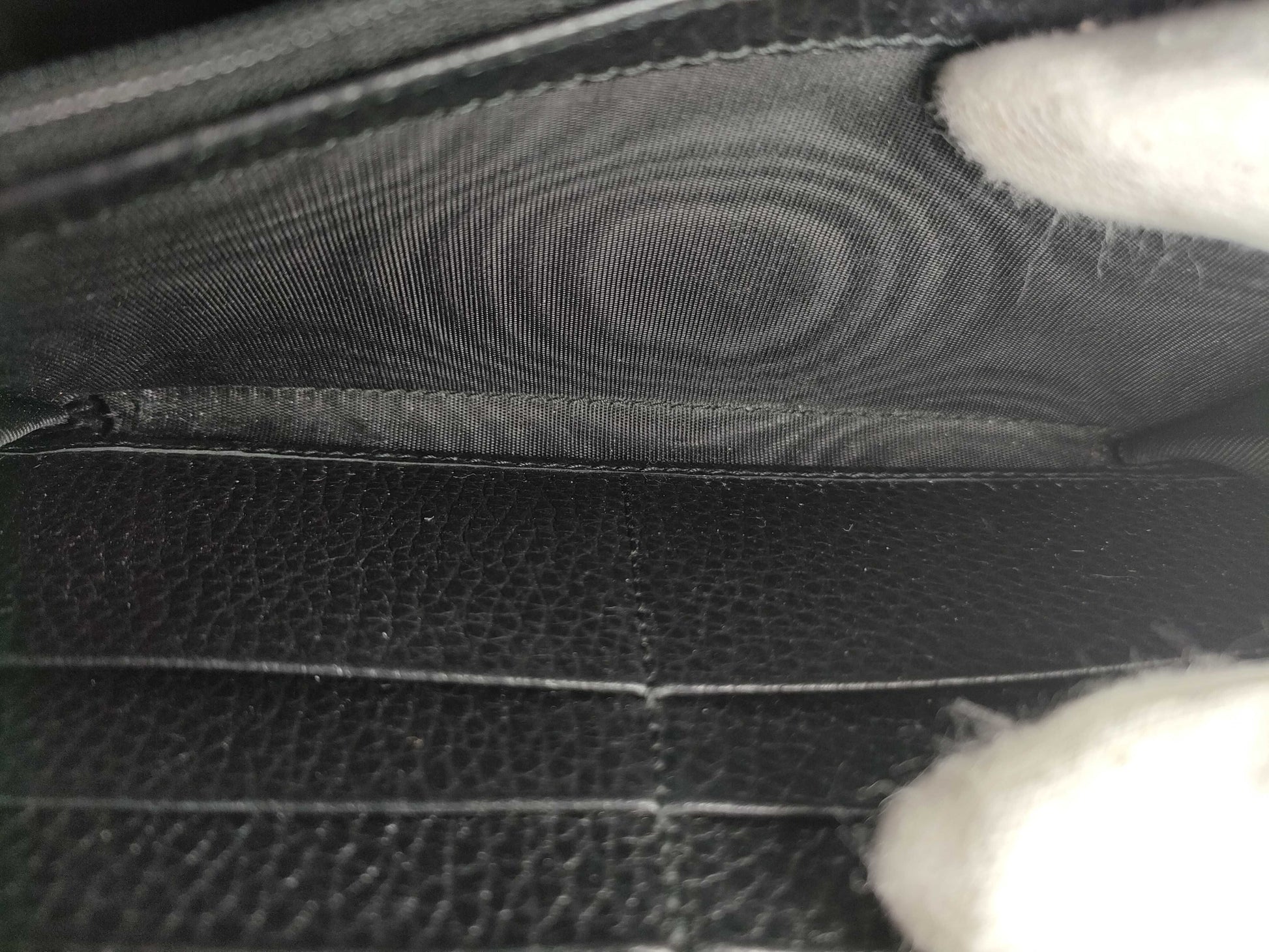GUCCI GG Marmont Zippy Wallet