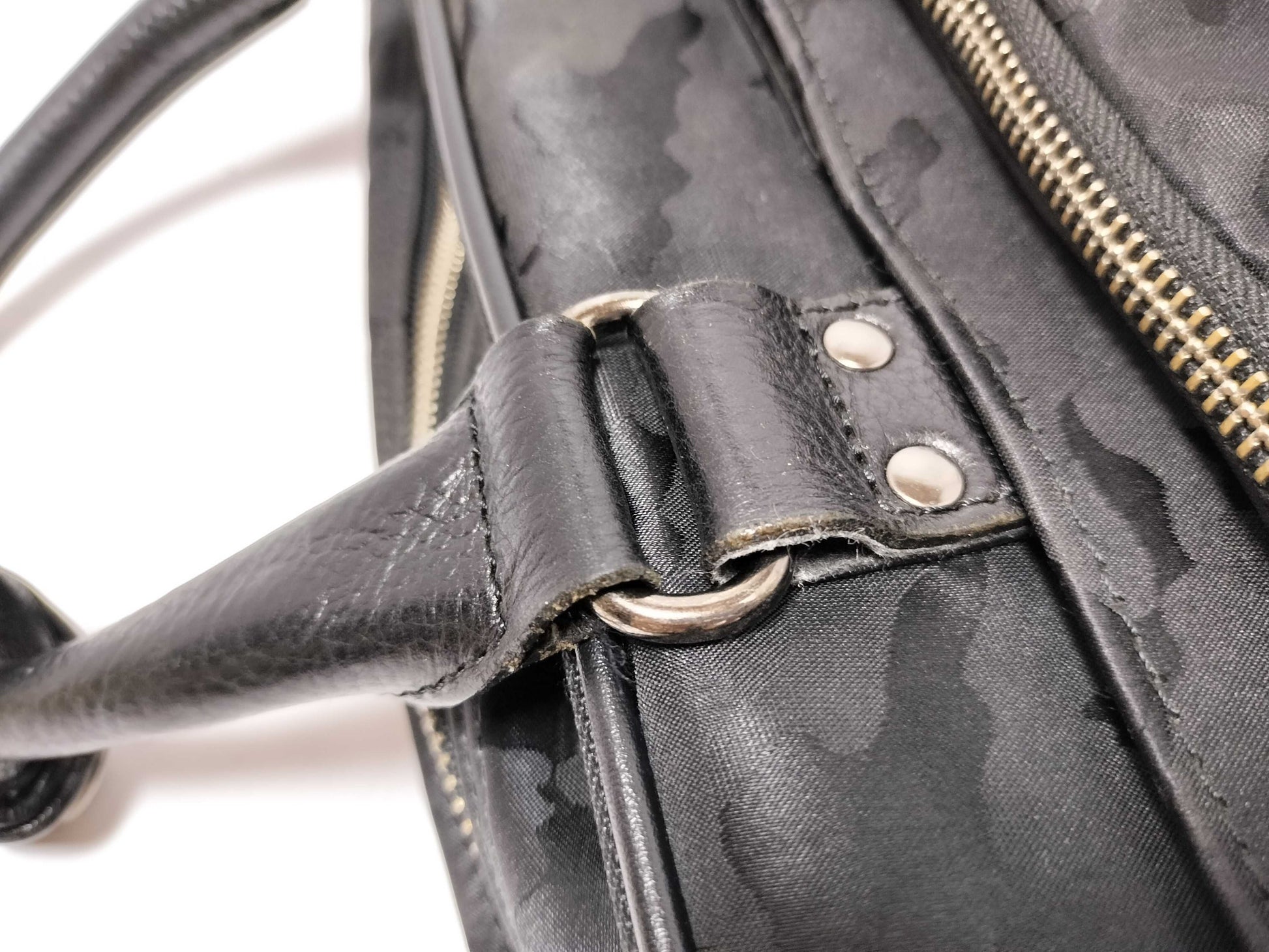 IBIZA Collection of 4 Leather Y2k Handbags