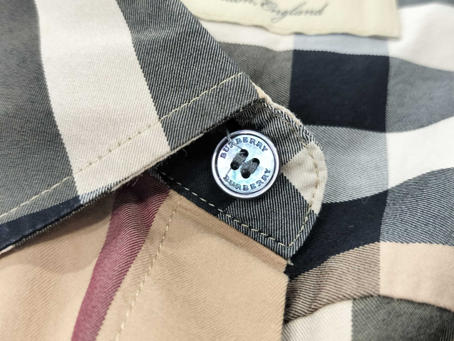 BURBERRY London England Check Pattern Long Sleeve Shirt Size M