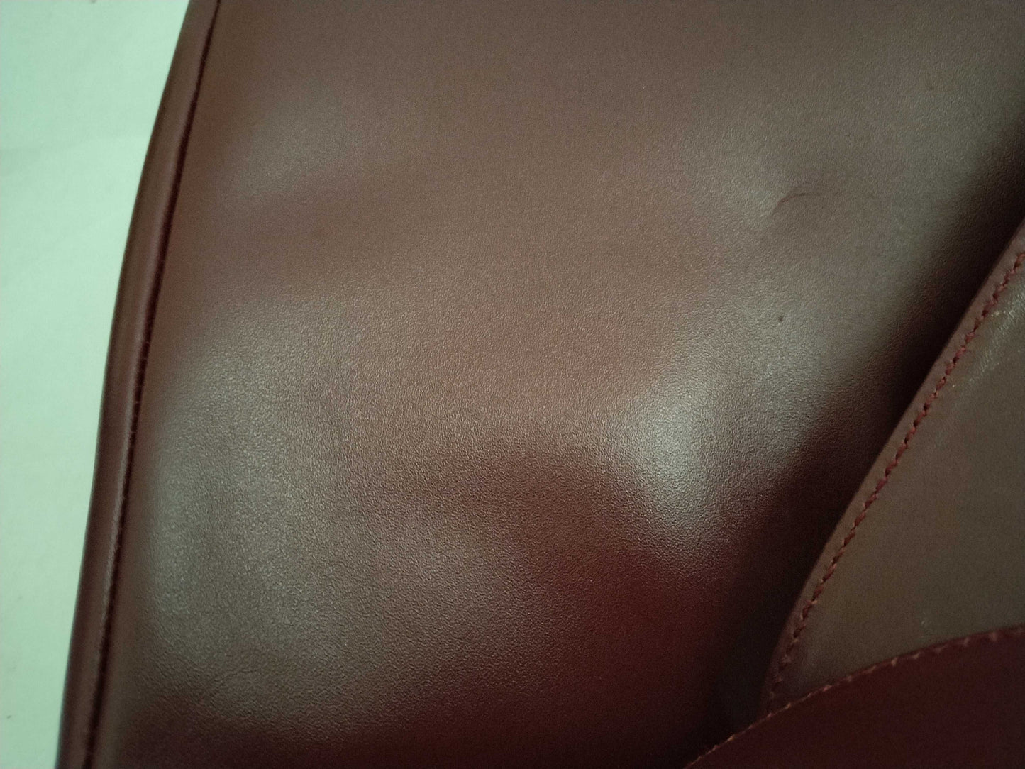 Cartier Must Must Line Turnlock Shoulder Bag Leather Bordeaux Shoulder Bag