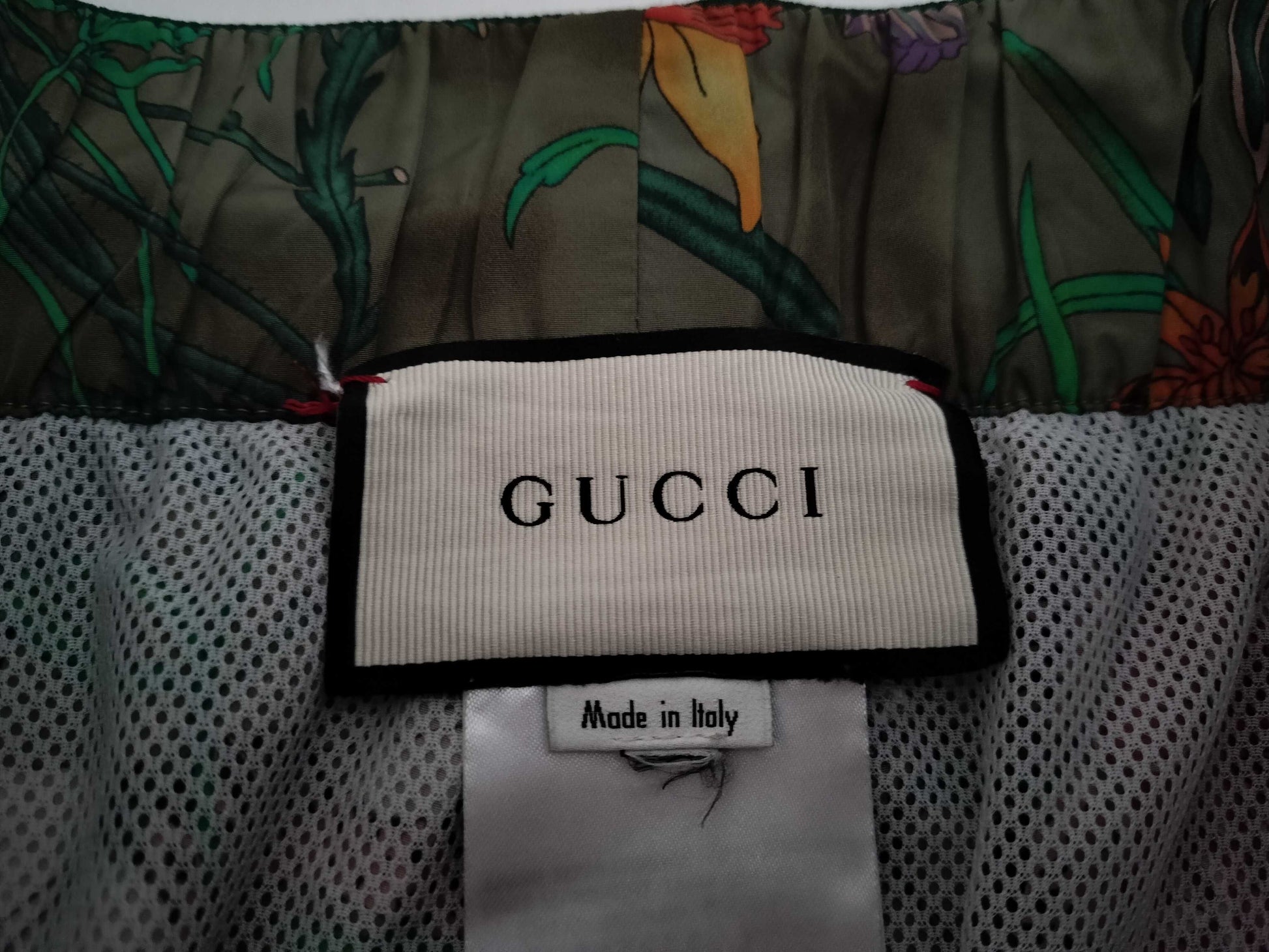 GUCCI GUCCI Nylon Floral Shorts Khaki 430782 Pants
