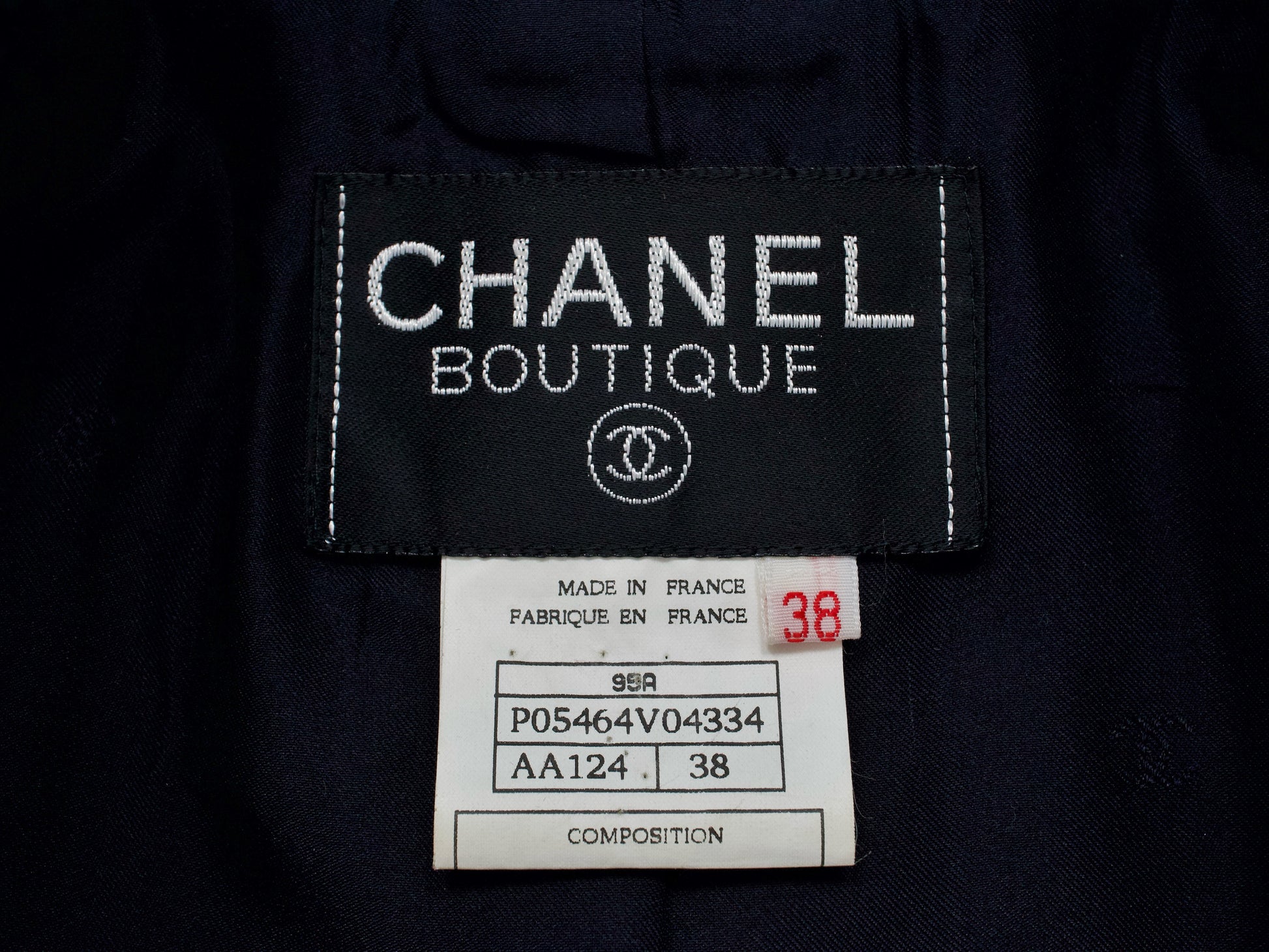 CHANEL 1995 Pile Tweed Short Jacket Size 38