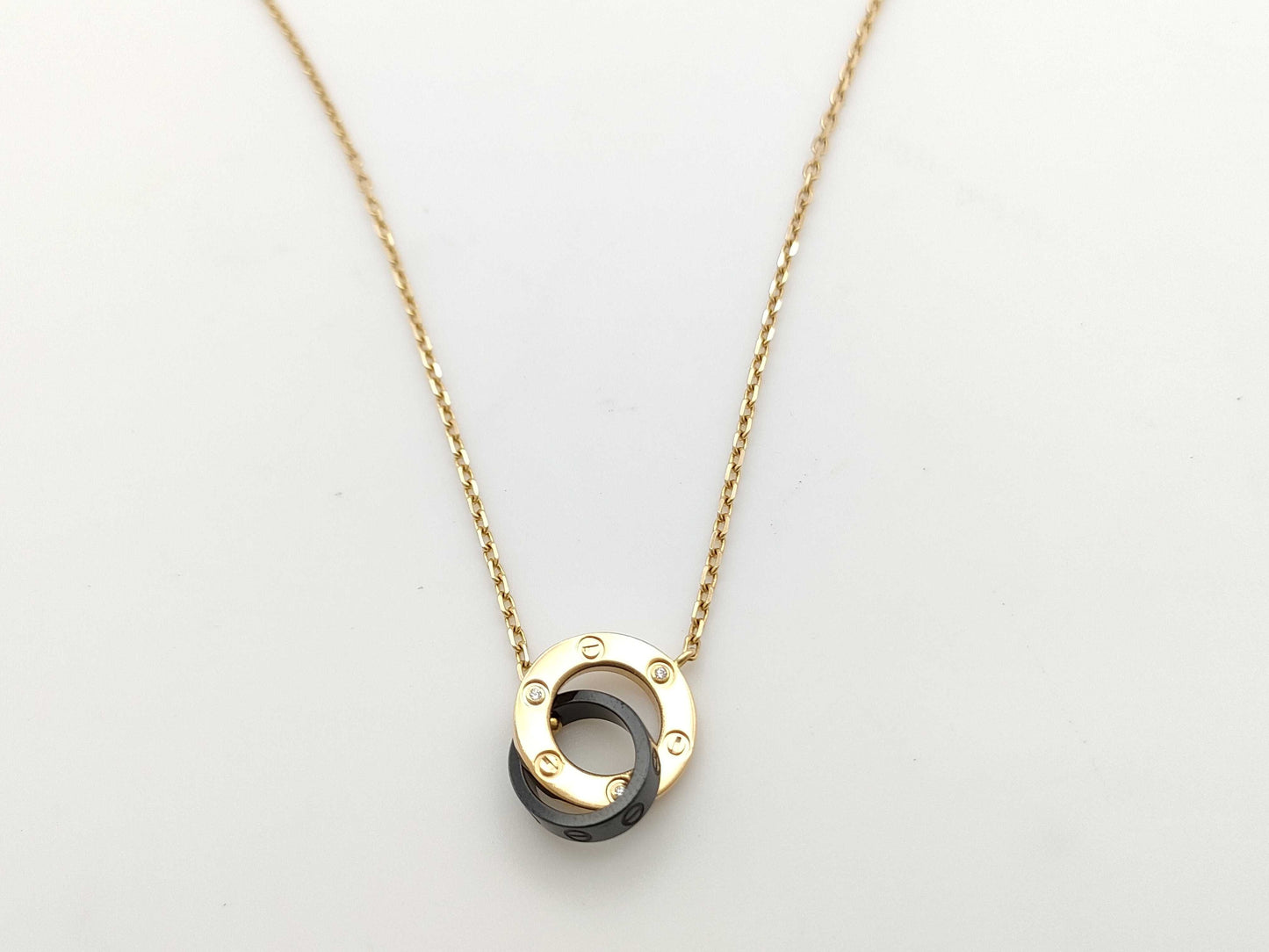 Cartier Love Circle Black Ceramic 3PD PG 750 5.1g Necklace 