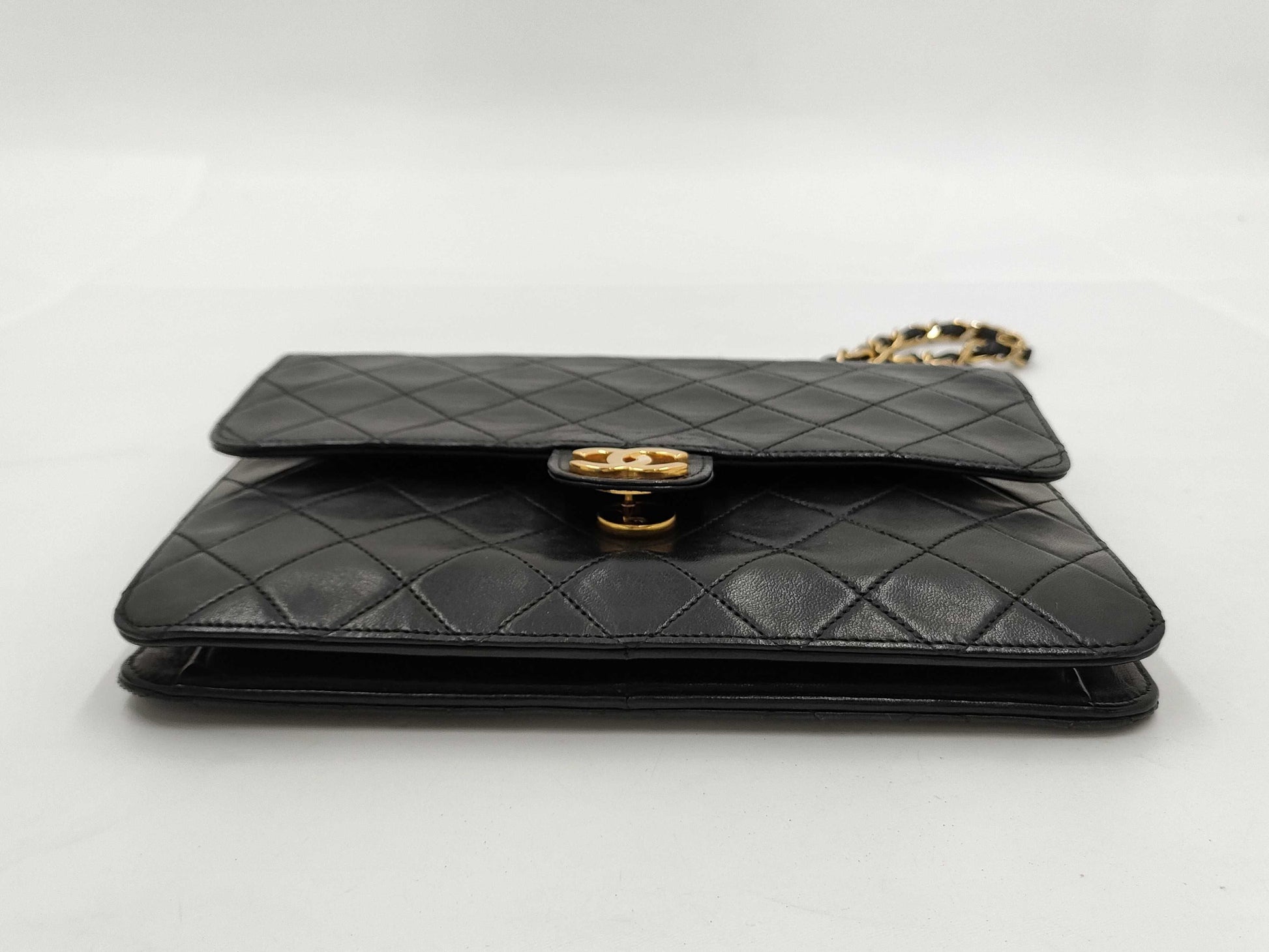 CHANEL Matelasse Chain Black Shoulder Bag