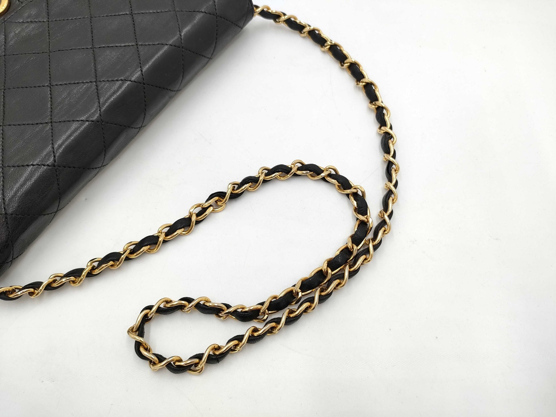 CHANEL Matelasse Chain Black Shoulder Bag