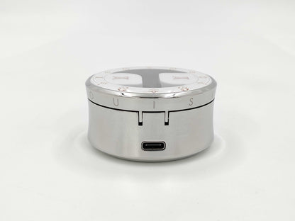 LOUIS VUITTON Horizon Earphones and other accessories