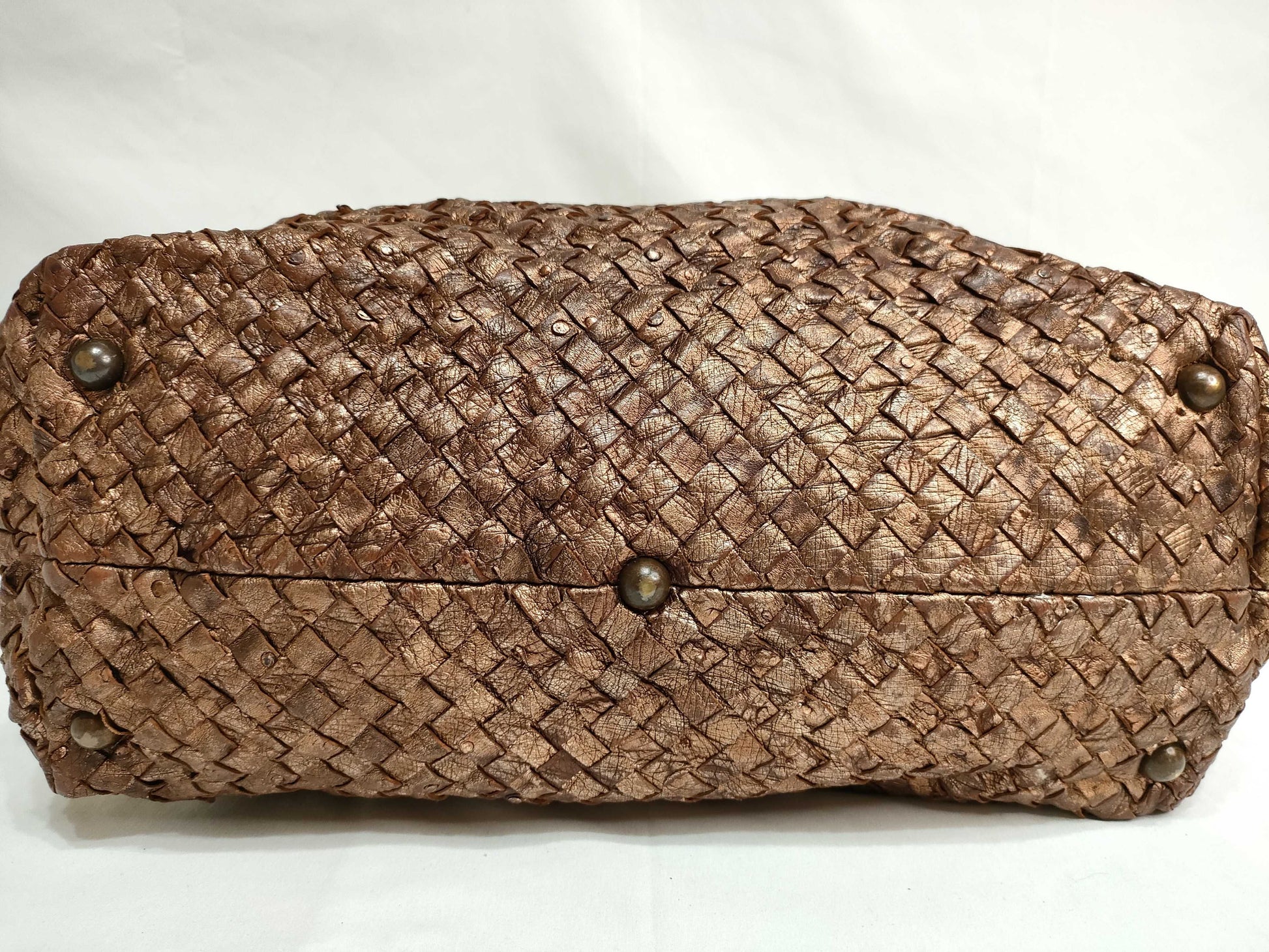 BOTTEGA VENETA Intrecciato PH - Bottega Veneta Metallic Shoulder Bag 32cm Handbag