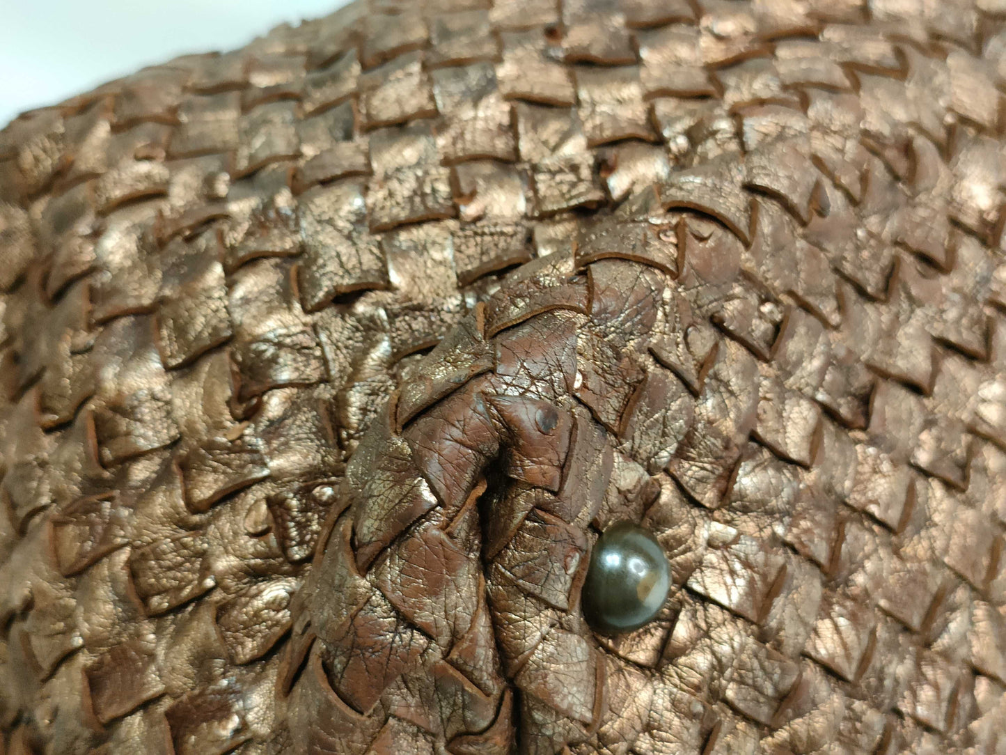 BOTTEGA VENETA Intrecciato PH - Bottega Veneta Metallic Shoulder Bag 32cm Handbag