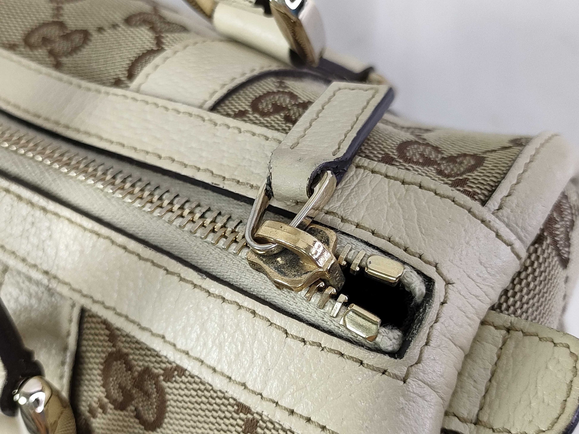 GUCCI GG Canvas Canvas and Leather Shoulder Bag Brown and Beige 130942 Handbag