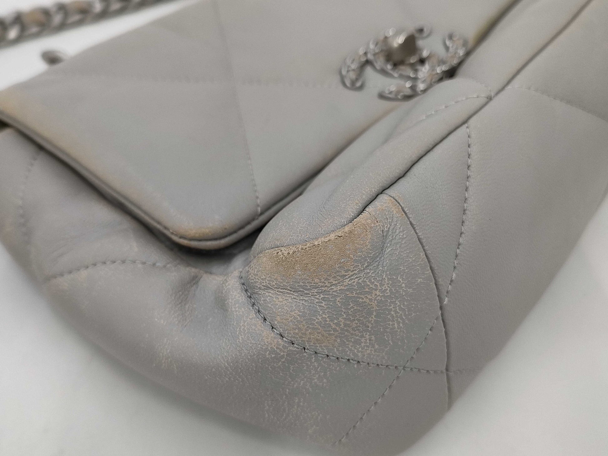 CHANEL Lambskin Ivory Shoulder Bag