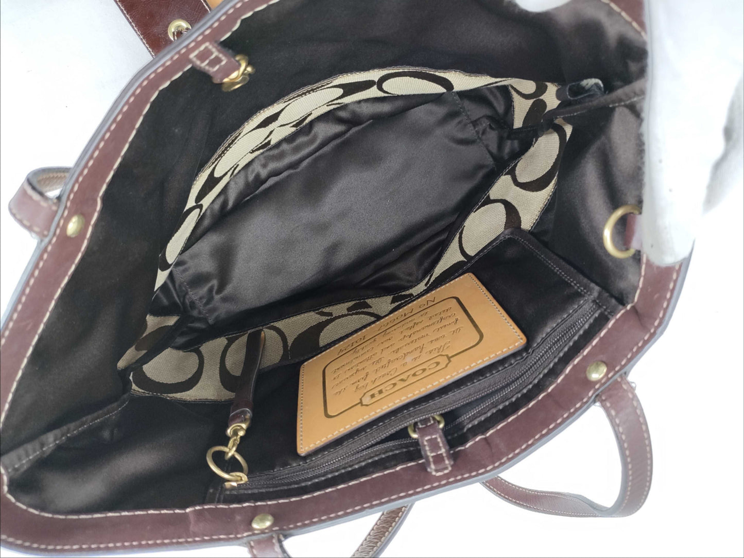 COACH Signature Coach Mountain 5-Piece Tote Bag Set