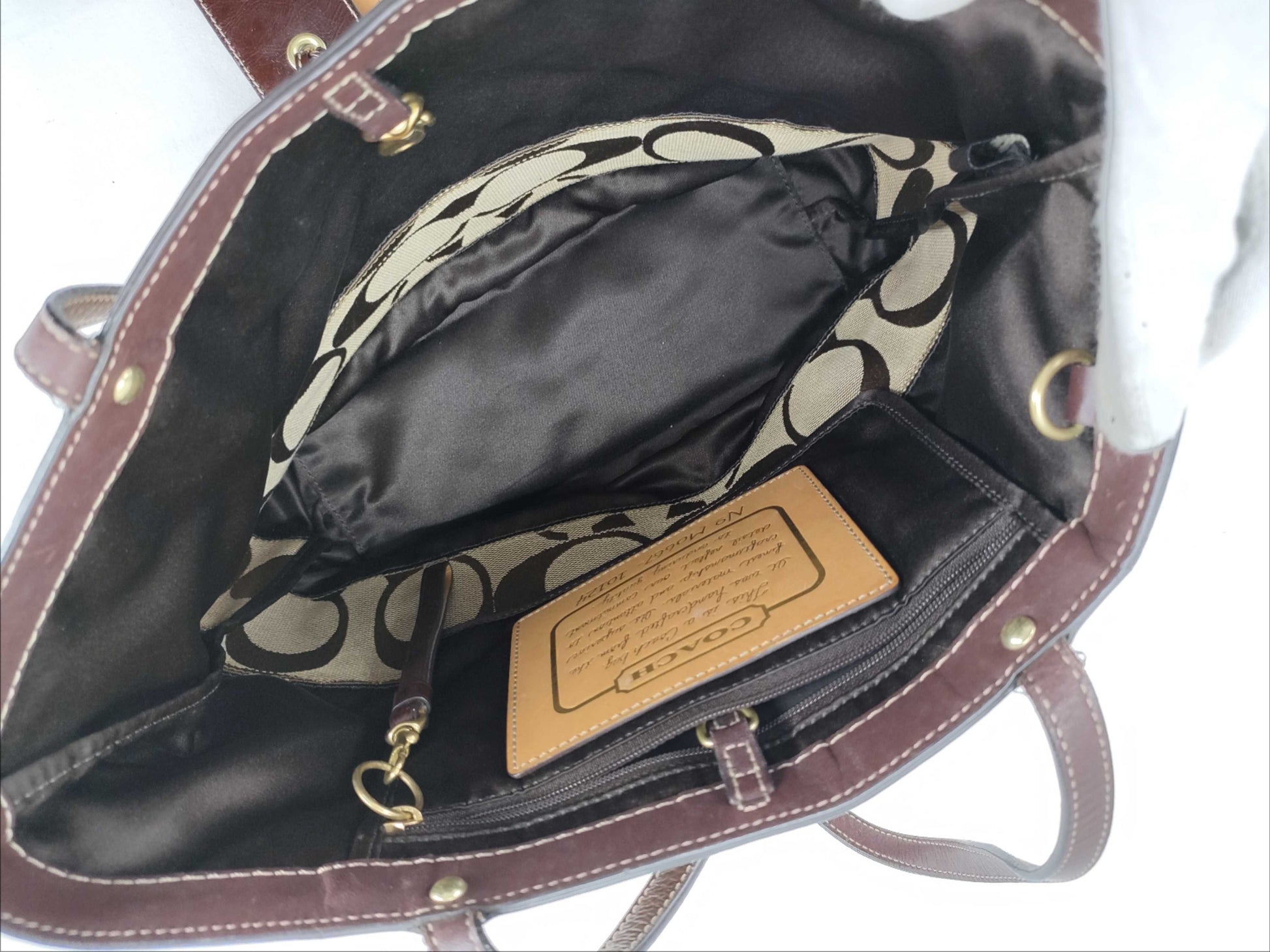 COACH Signature Coach Mountain 5-Piece Tote Bag Set