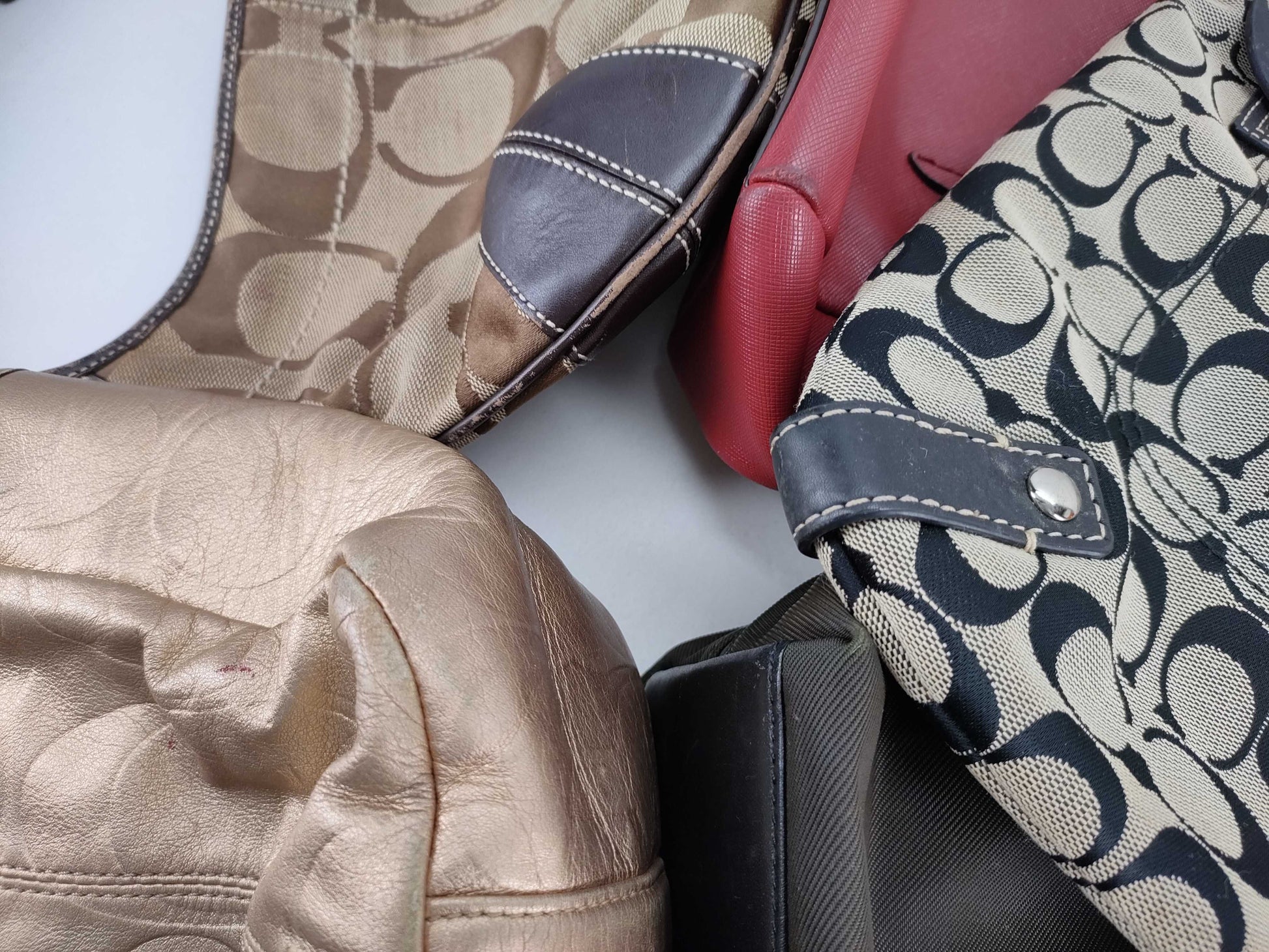 COACH Signature Coach Mountain 5-Piece Tote Bag Set